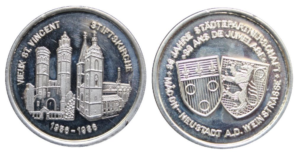 Médaille des 30 ans du jumelage entre Macon et Neustadt